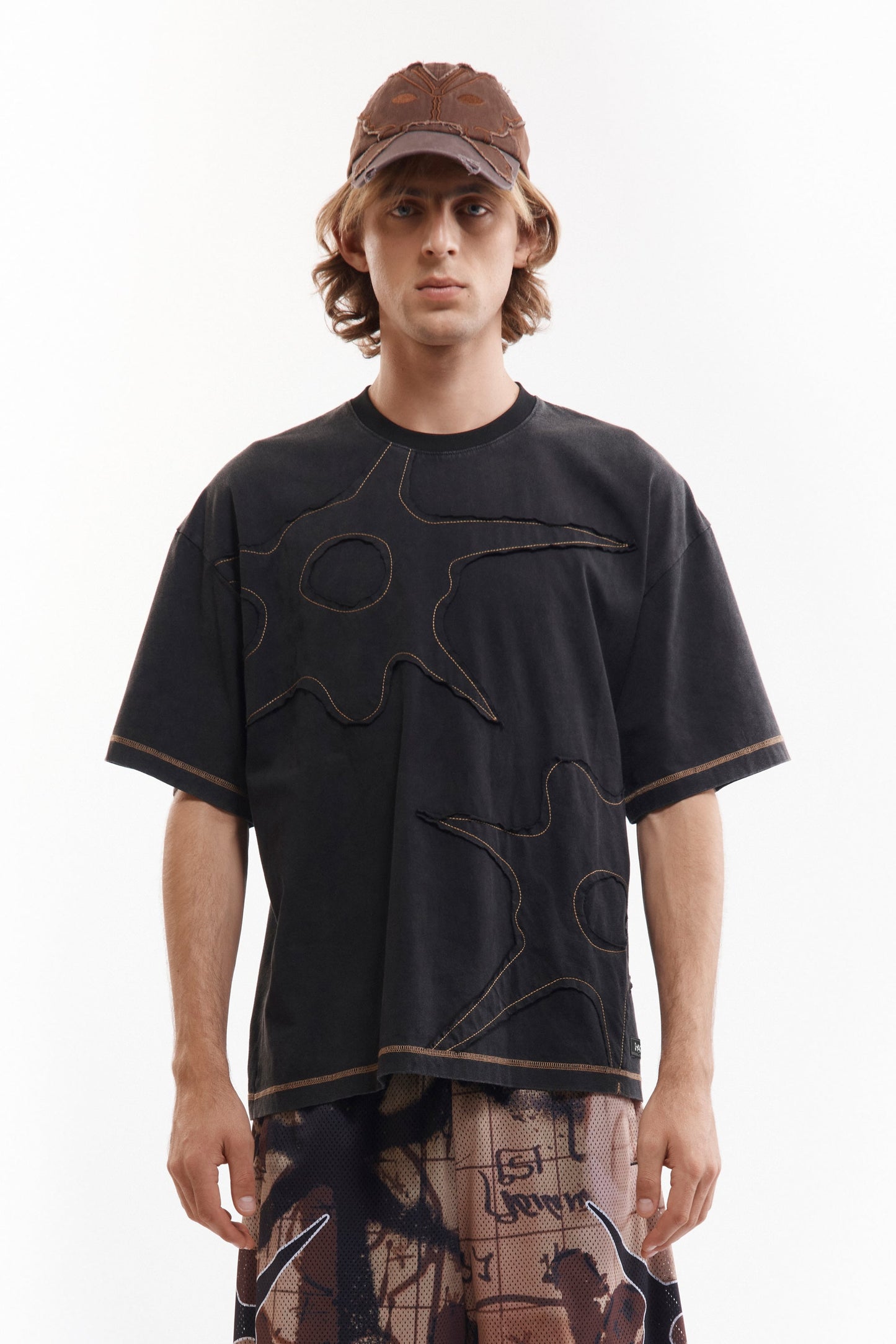 Camiseta de Manga Corta “A Stitch in Time” – Edición Especial