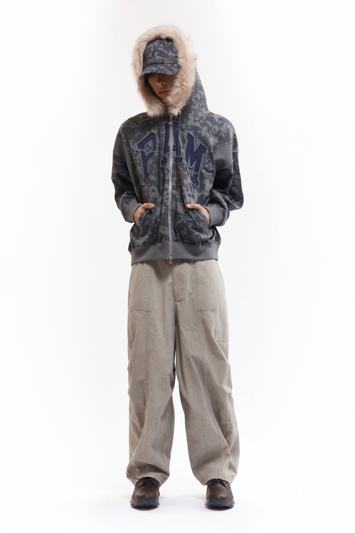 Sudadera ABC con Capucha, Pelo Sintético y Cremallera