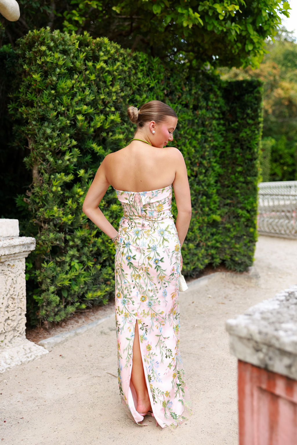 Rocío | Vestido largo con bordado floral - Rosa