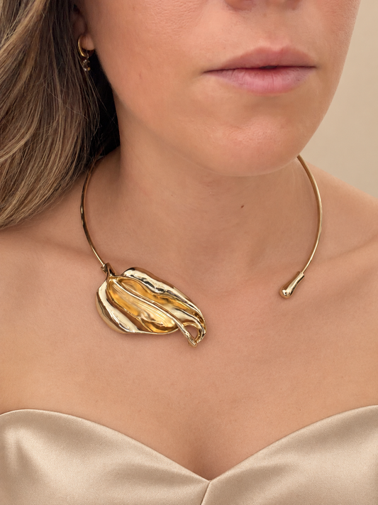 Marina | Choker escultórico - Dorado