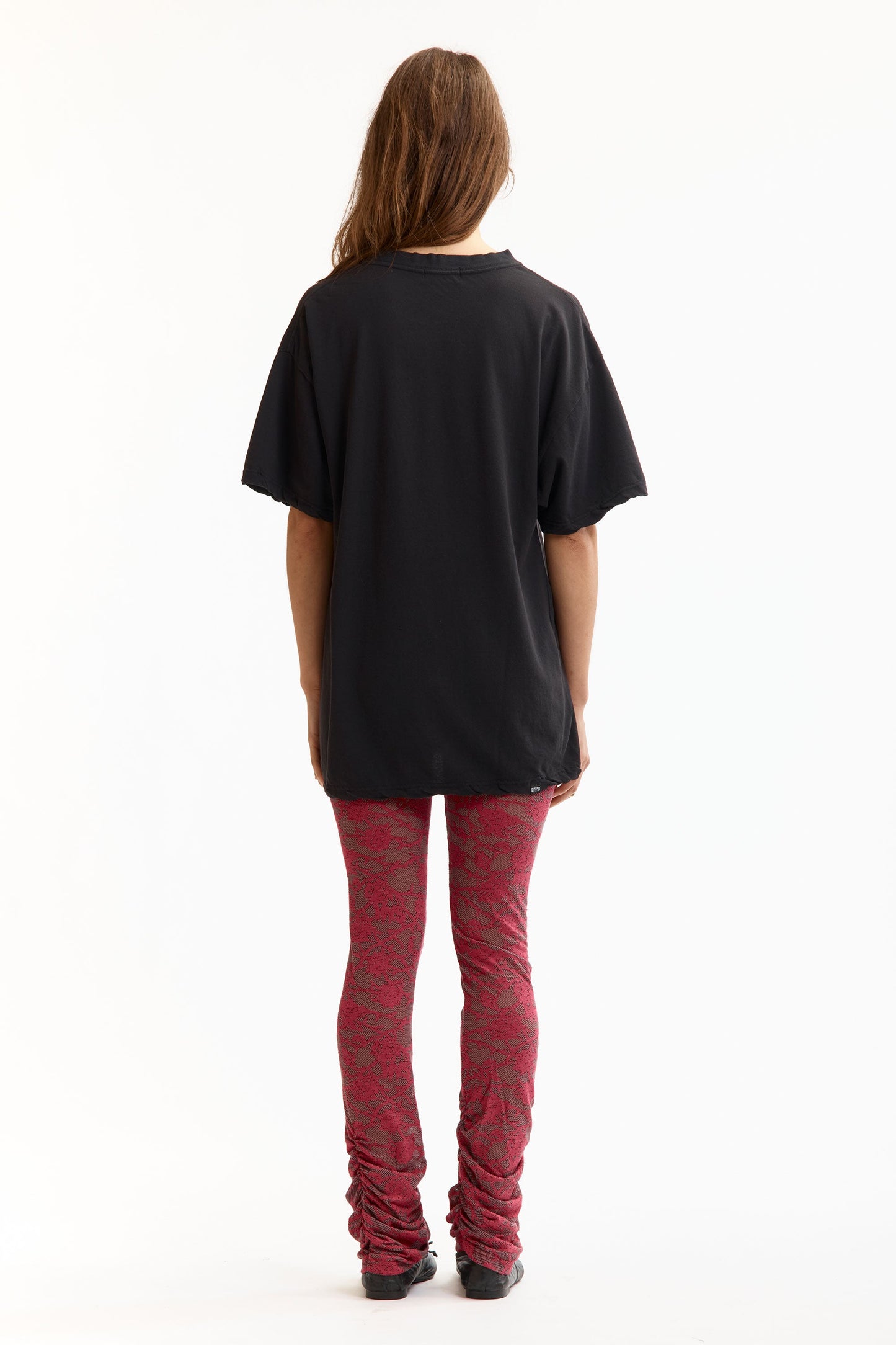 **Camiseta Oversize HYS Dominatrix Boot – Negra**