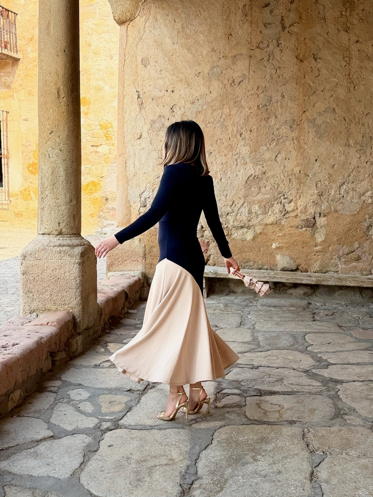Beatriz | Vestido midi bicolor - Azul marino y beige