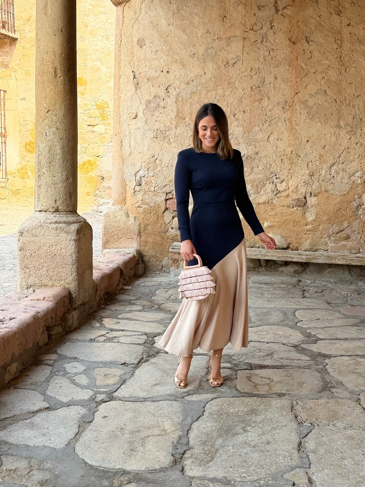 Beatriz | Vestido midi bicolor - Azul marino y beige