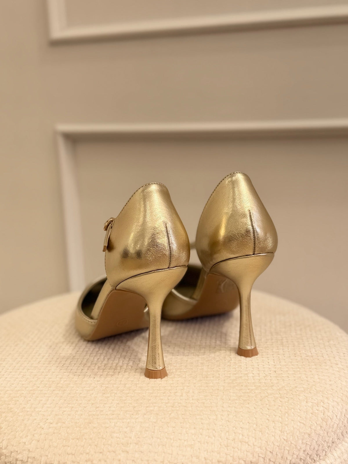 Esther | Zapato de salón de tacón fino - Dorado