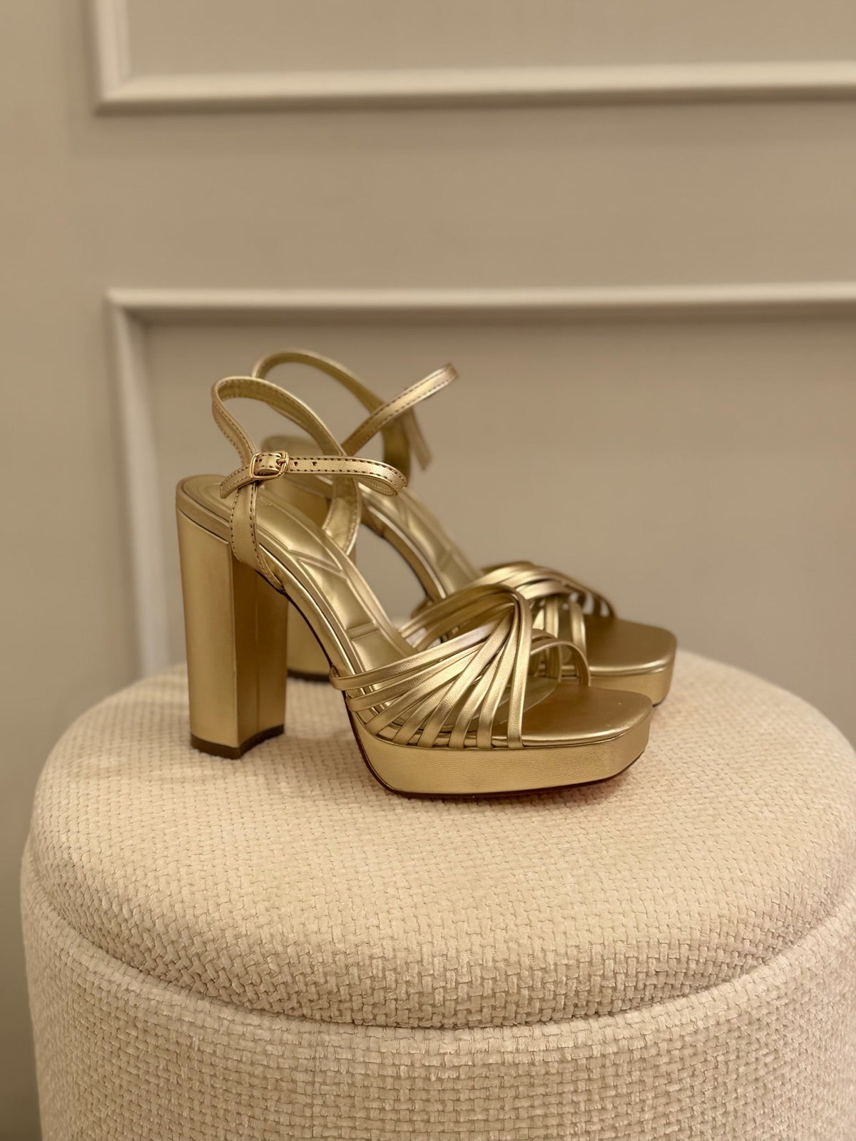 Mercedes | Sandalia de tacón alto - Dorado