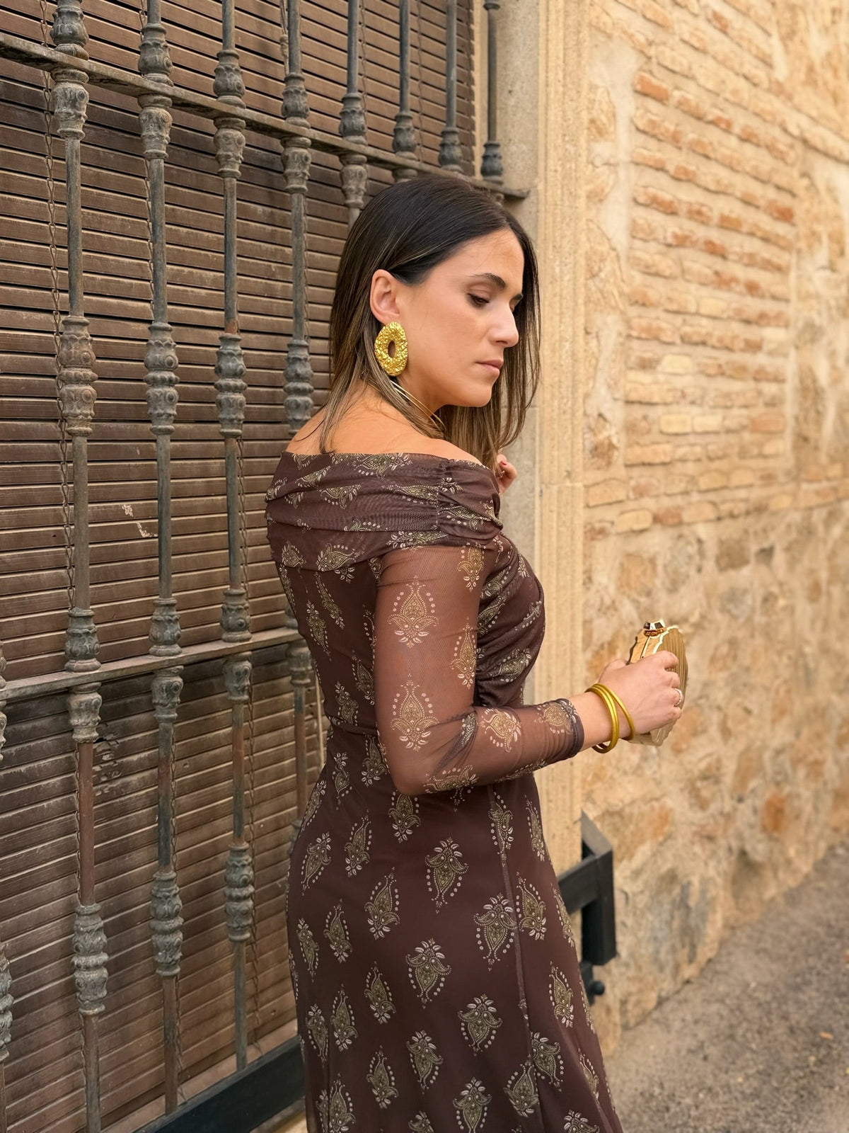 Inés | Vestido de tul con escote bardot - Chocolate