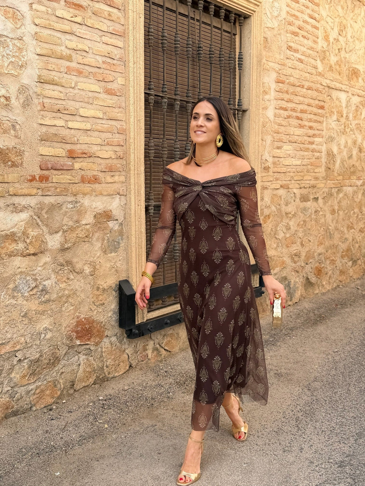 Inés | Vestido de tul con escote bardot - Chocolate