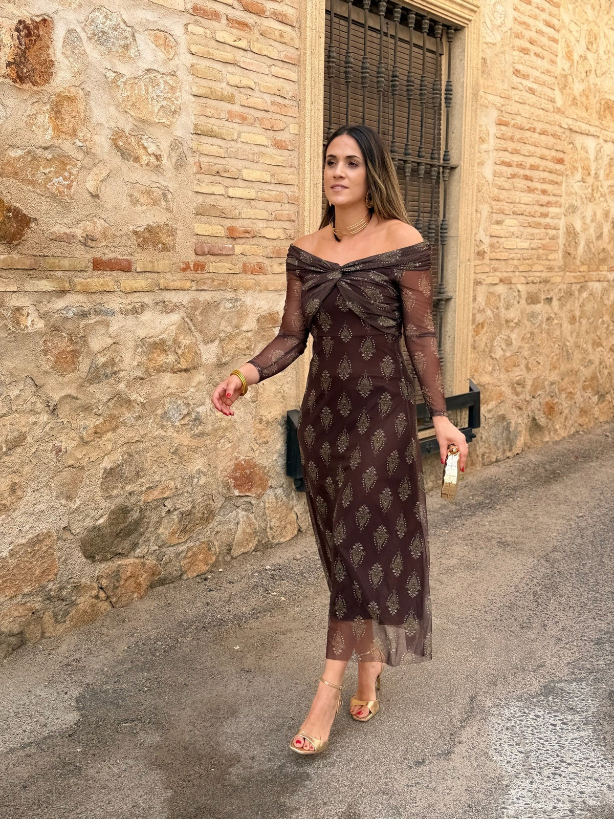 Inés | Vestido de tul con escote bardot - Chocolate