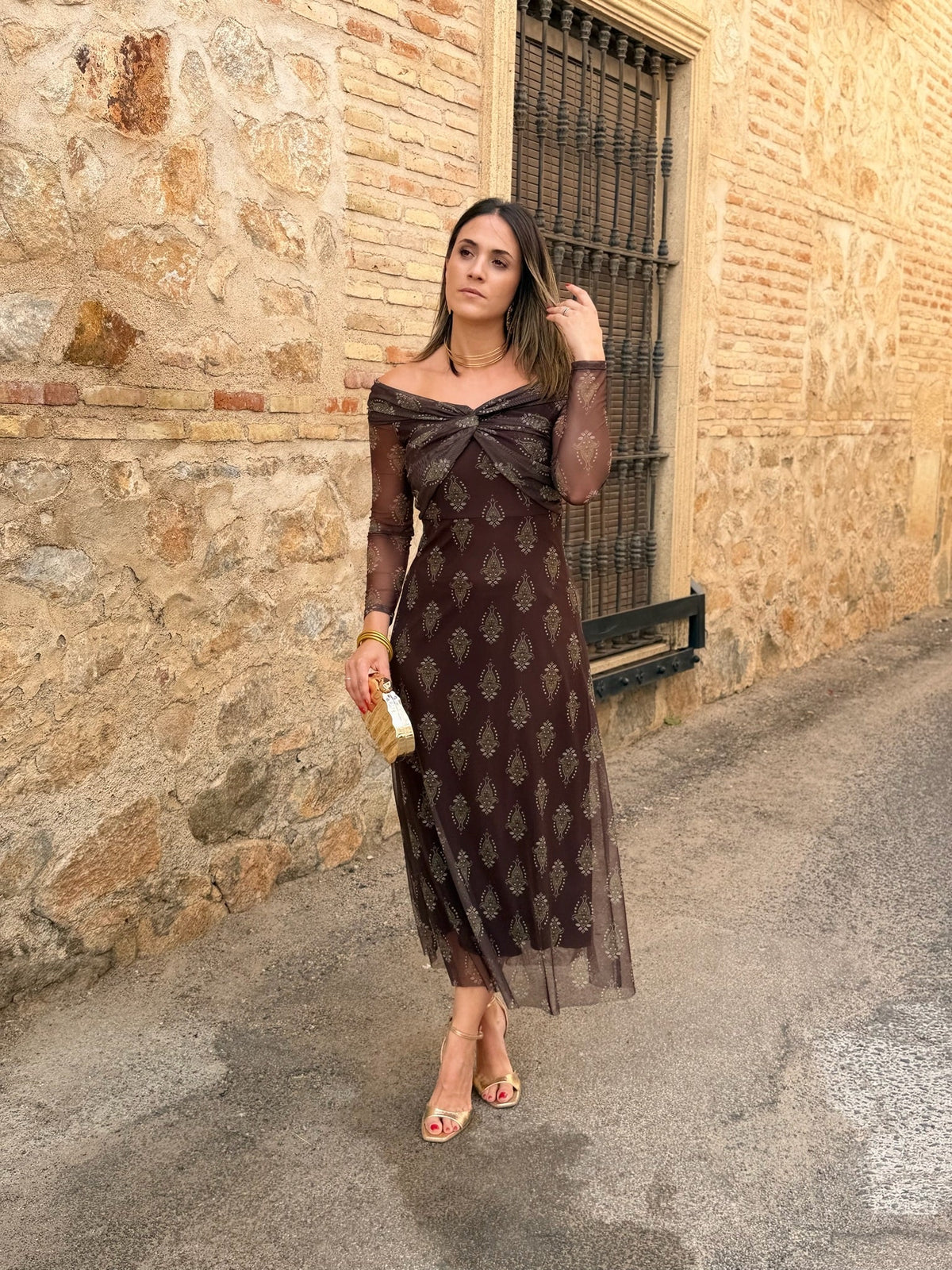 Inés | Vestido de tul con escote bardot - Chocolate