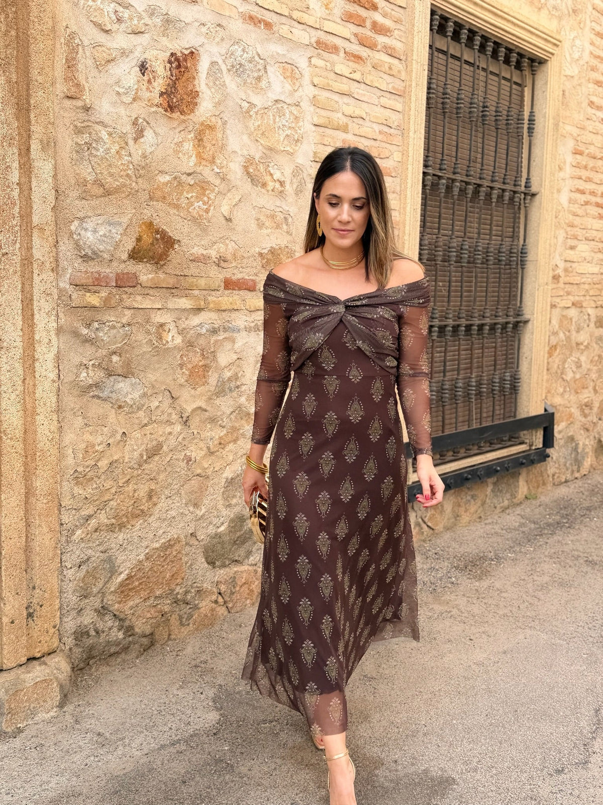 Inés | Vestido de tul con escote bardot - Chocolate