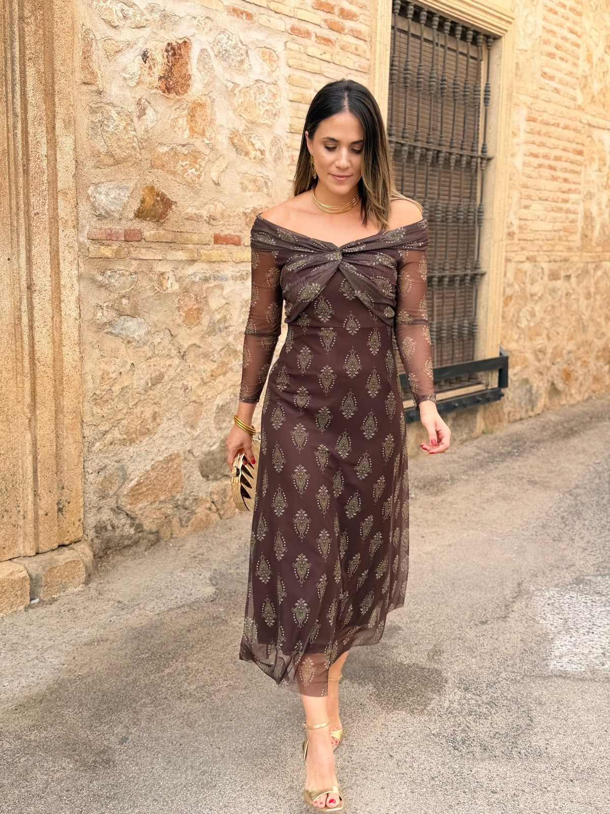 Inés | Vestido de tul con escote bardot - Chocolate