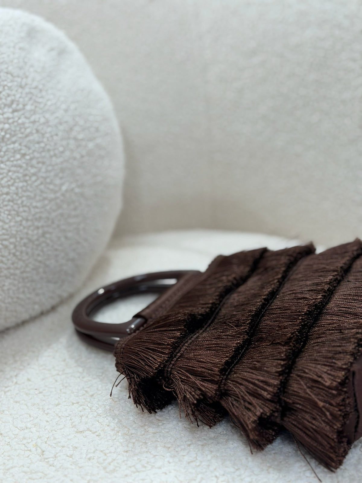 Carolina | Bolso de flecos con asa - Chocolate