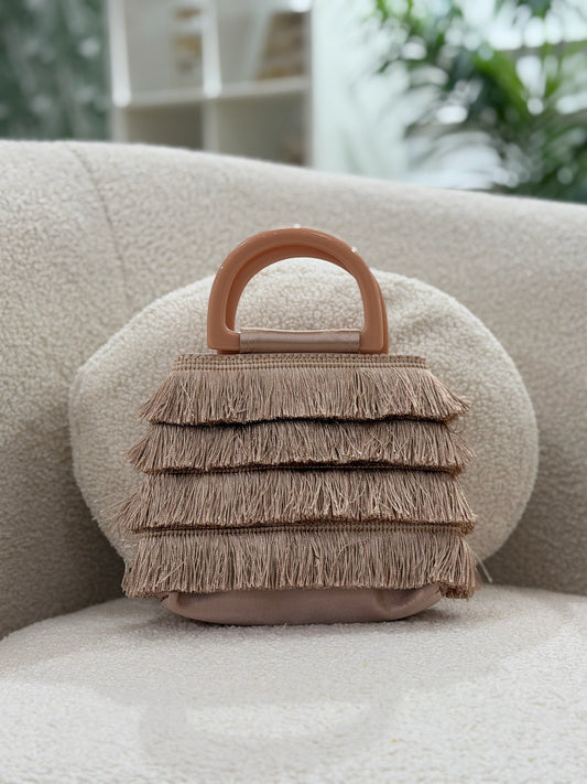 Carolina | Bolso de flecos con asa - Nude