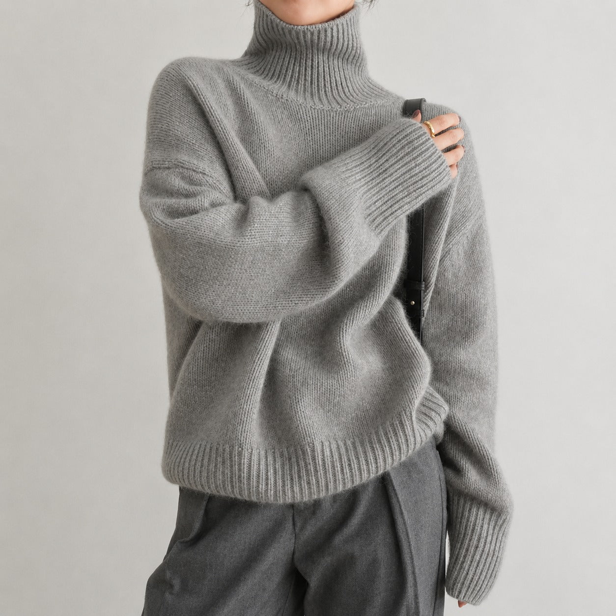 Lea - Jersey de cuello alto amplio para mujer