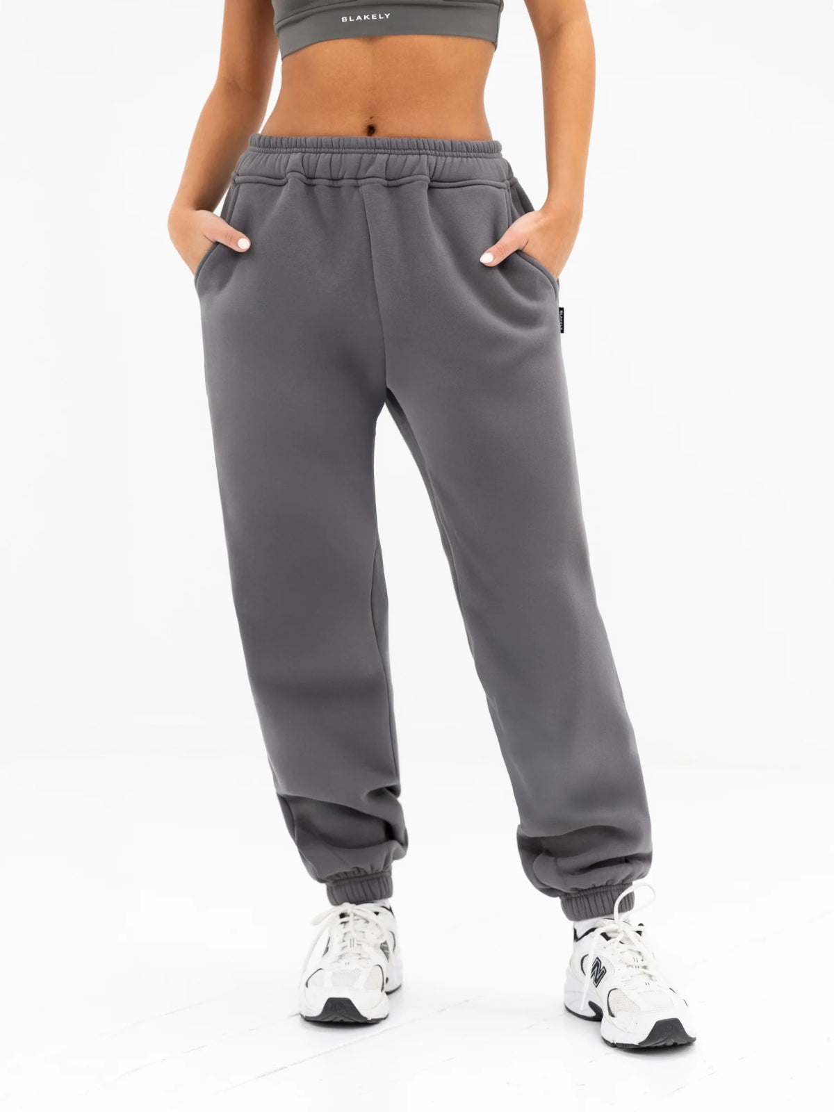 Pantalones deportivos Isa con puños