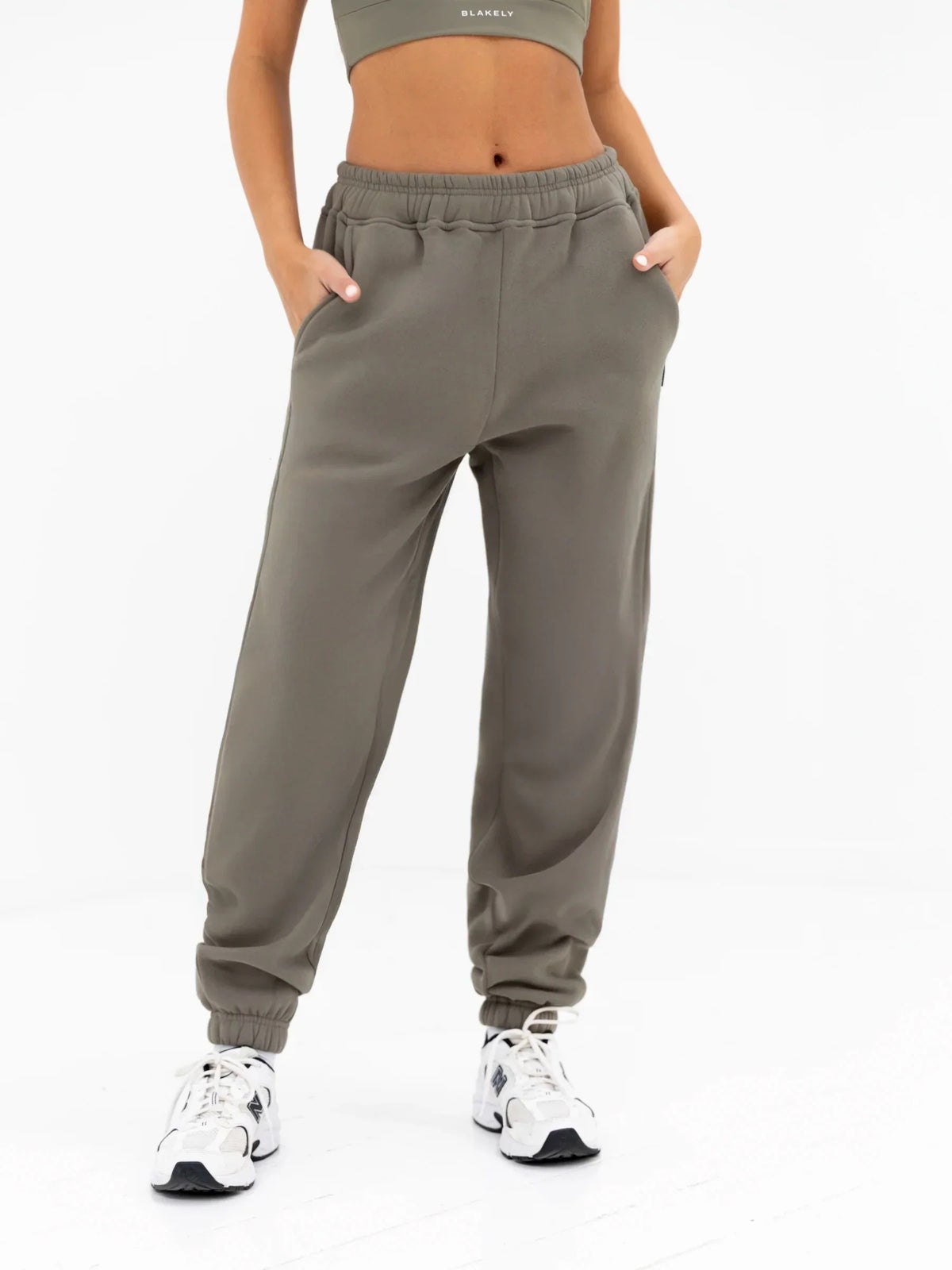 Pantalones deportivos Isa con puños